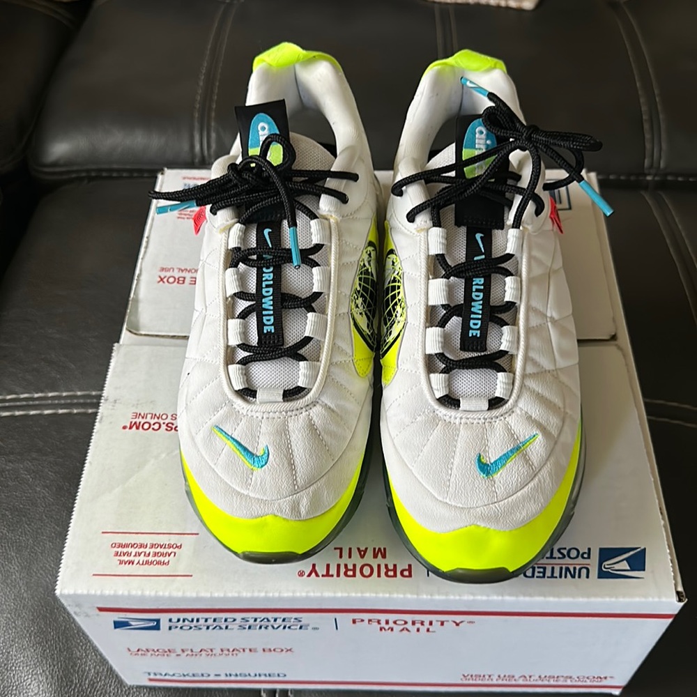 Nike air max mx720-818